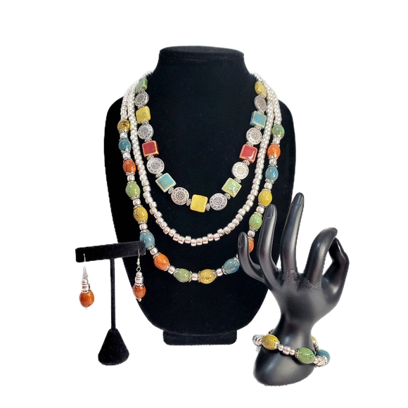 Sophisticated Southwestern Style Beaded Multicolored Multistrand Necklace Set - Picture 3 of 16